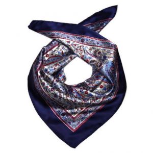 Modrý šátek s květinovým vzorem